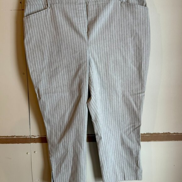Pennigtons Size 20 Gray and White Stripe Pants - Picture 6 of 9